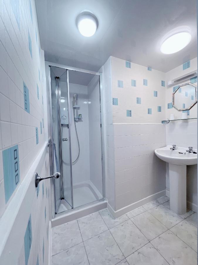 Lily Hotel بلاكبول المظهر الخارجي الصورة