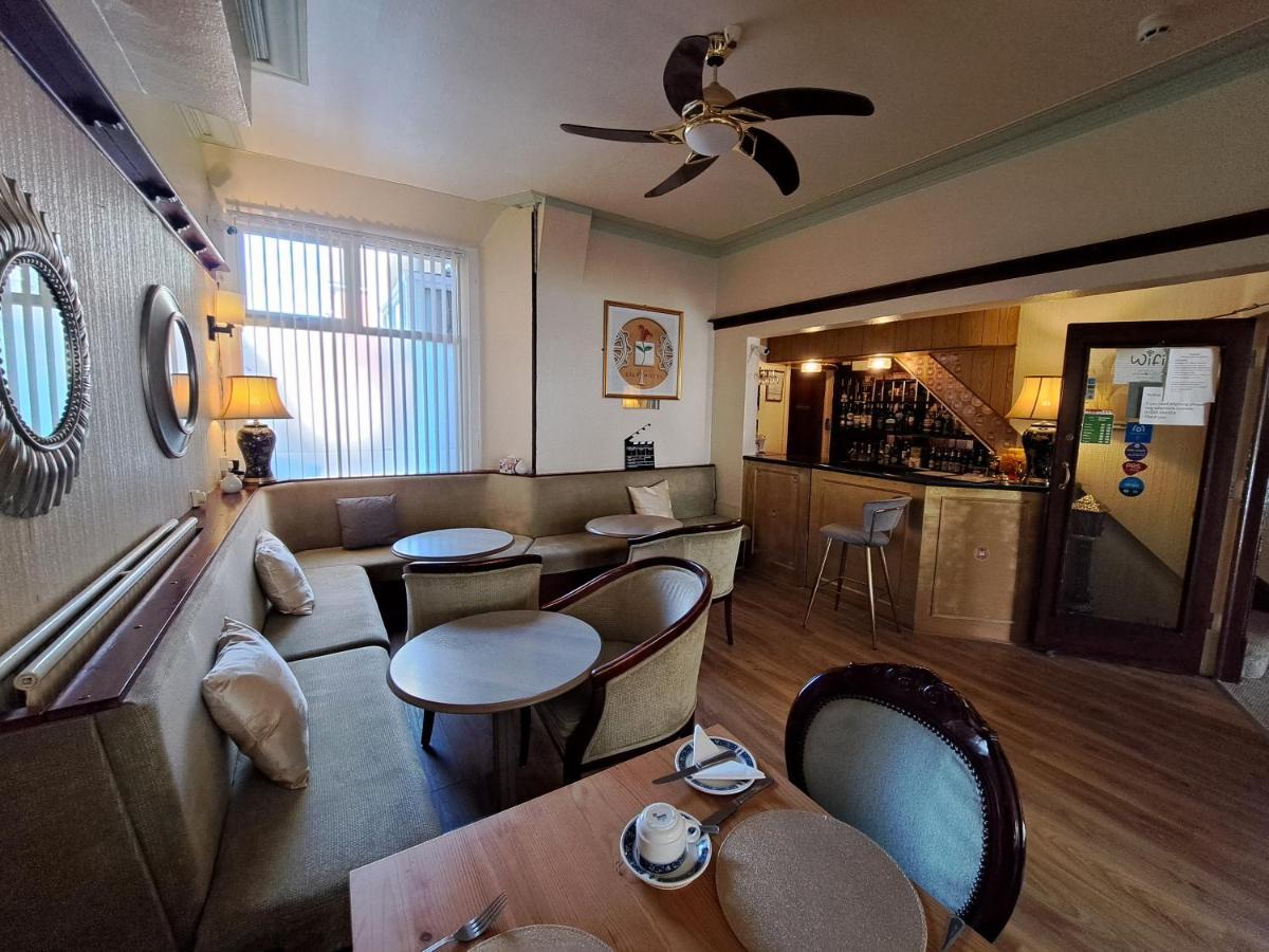 Lily Hotel بلاكبول المظهر الخارجي الصورة